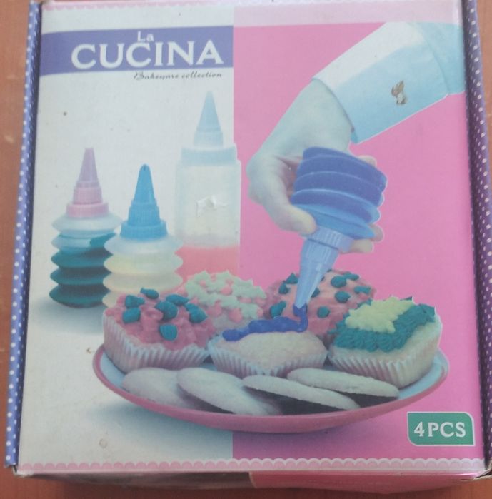 Шприц за украса на печива