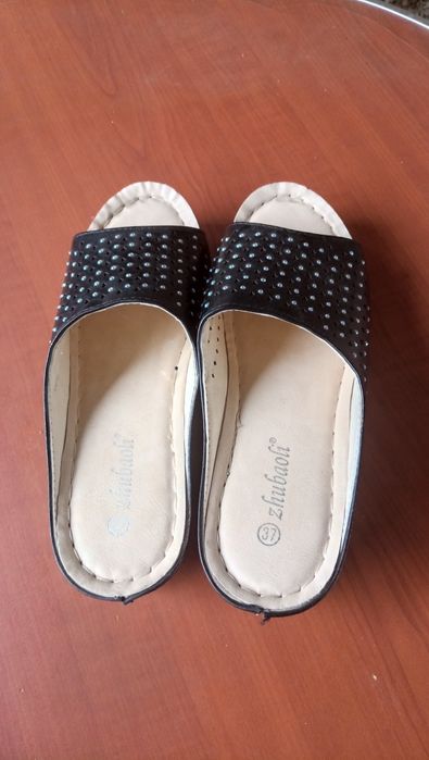 Шлепки летние новые