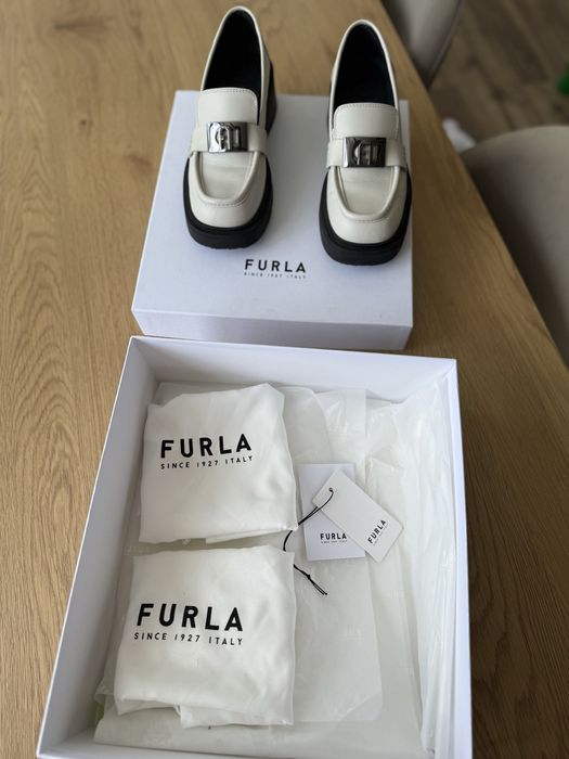Естествена кожа Лоуфъри Furla