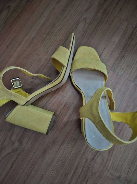 Рокля Alessa + сандали