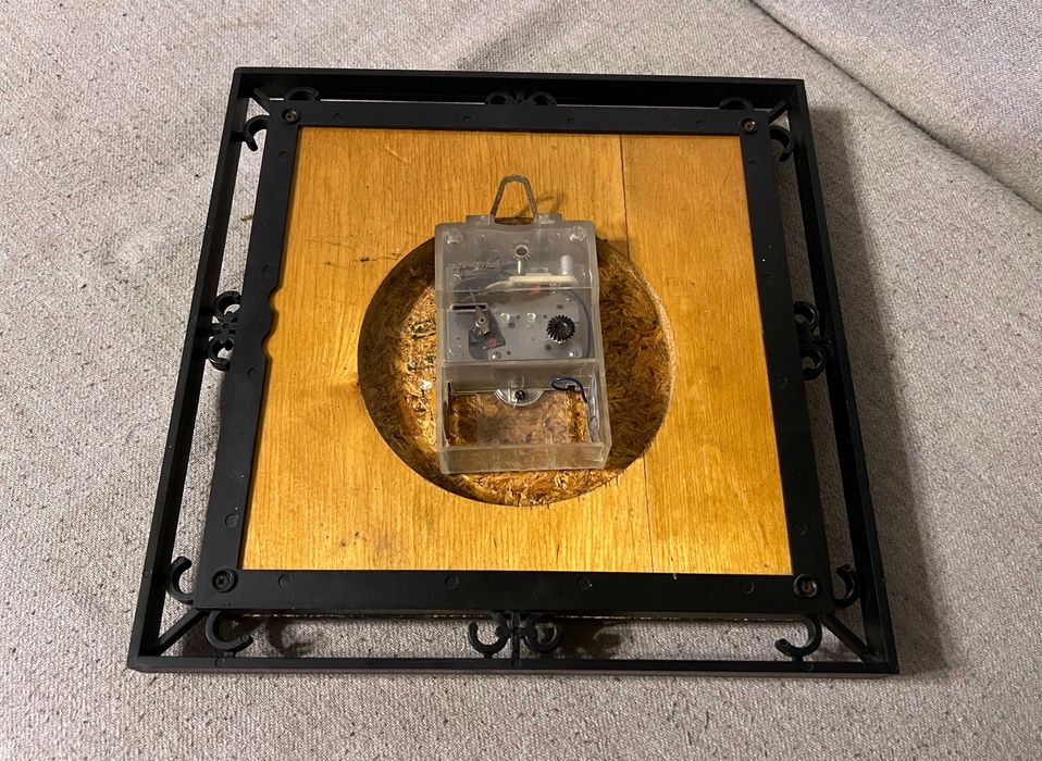 Ceas de perete vintage Sartaj Made in USSR functional baterie 1.5 V