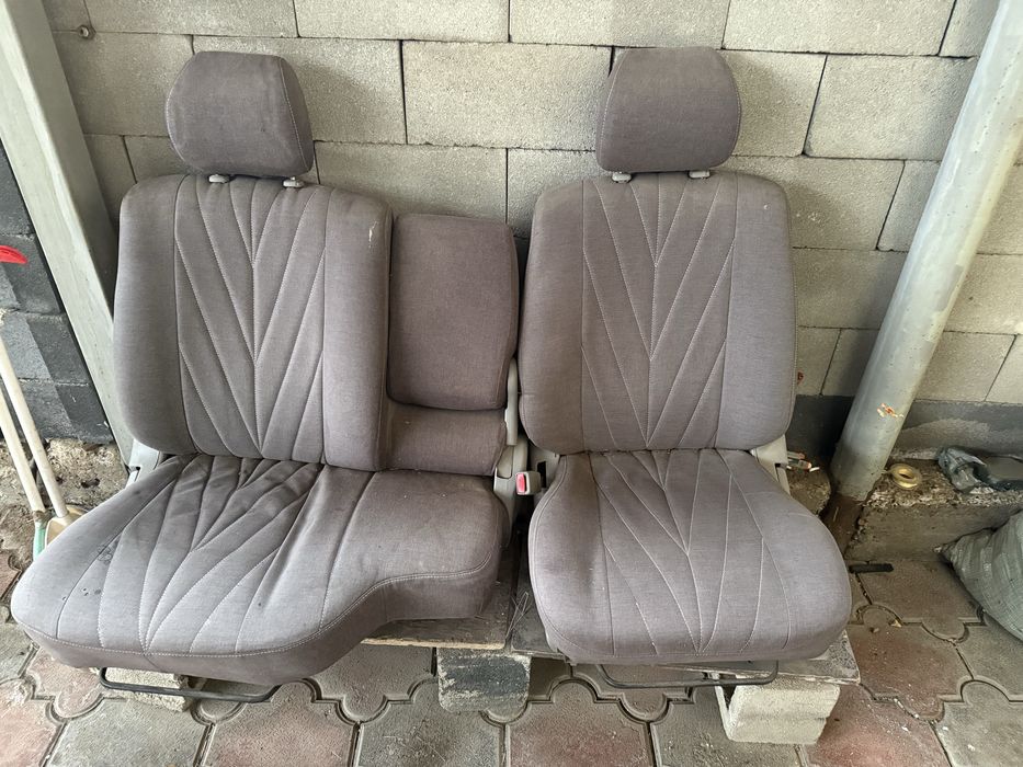 Продам селенья от лендкрузер 105