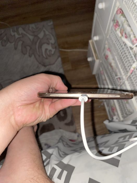 Продается Galaxi Tab 3 срочно