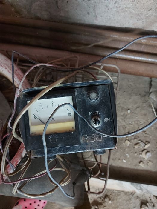 Продам зарядное устройство для аккумулятора