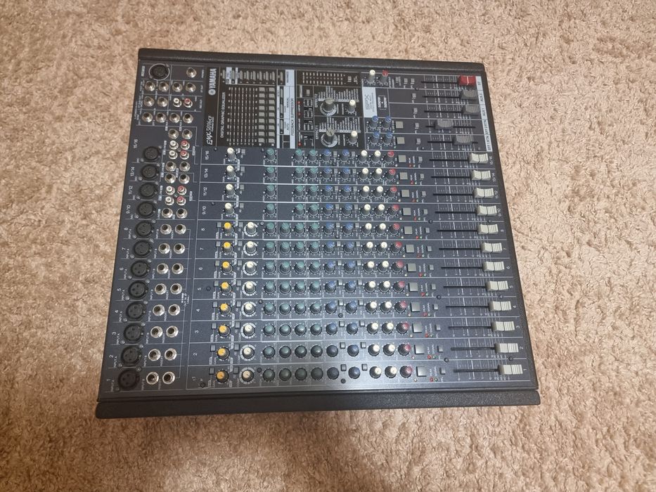 Mixer yamaha 5016cf