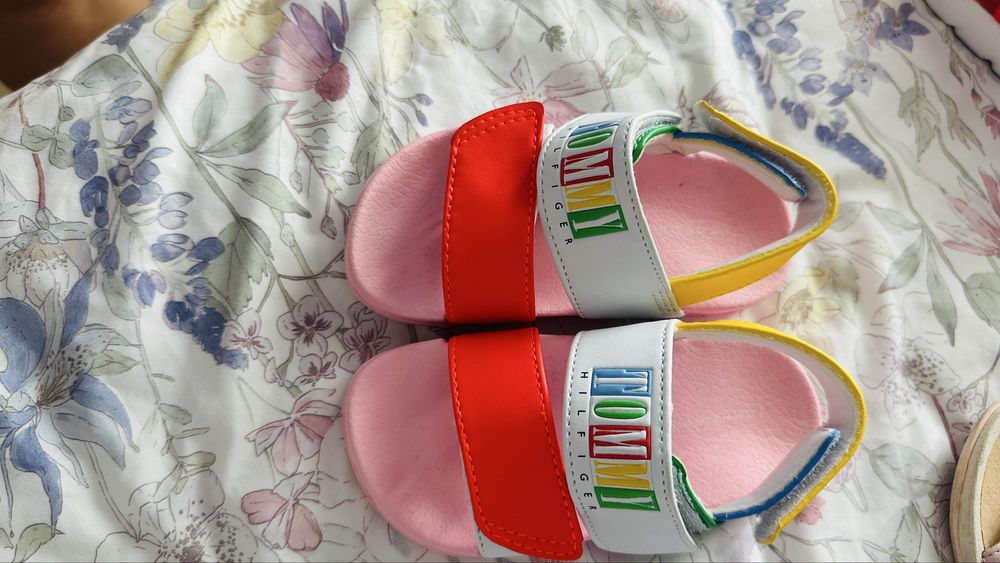Sandale Tommy Hilfiger marimea 24