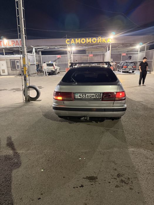 Тойота карина хэтчбек 1.8