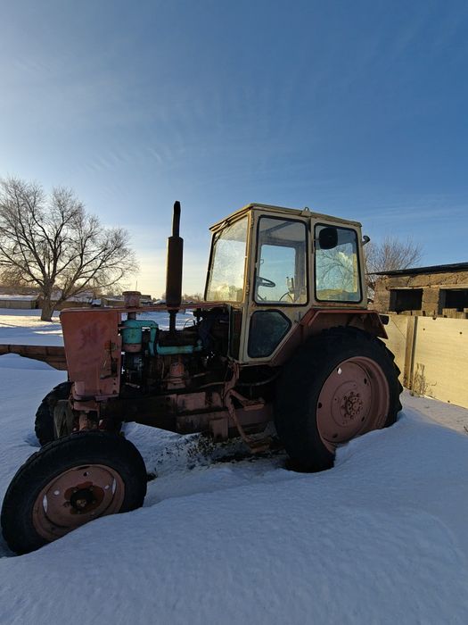 Трактор юмз на ходу