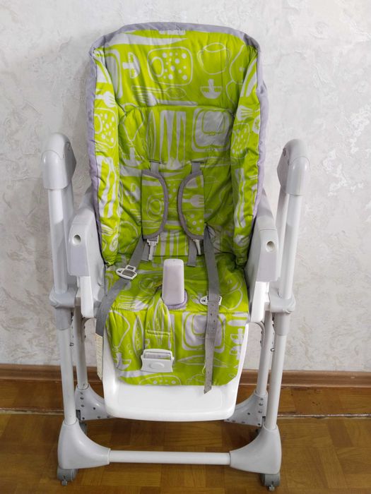 Детский стульчик для кормления