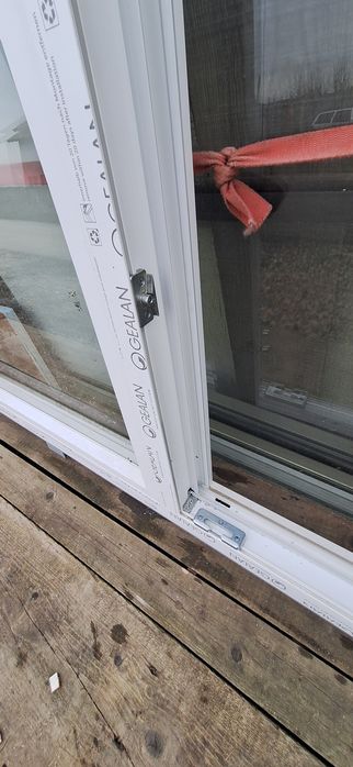 Tâmplărie pvc.cu geam termopan