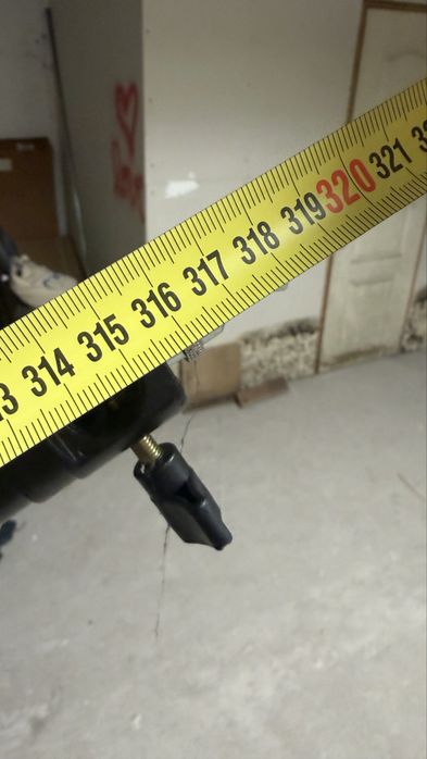 Set 6 trepiede solide profesionale pentru proiector dimensiunile in poze