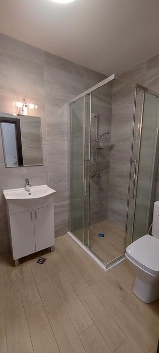 Двустаен в центъра   ул.Парижка комунадългосрочно