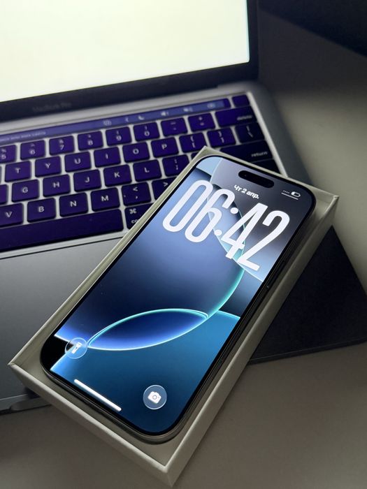 iPhone 16 Pro 256GB White Titanium