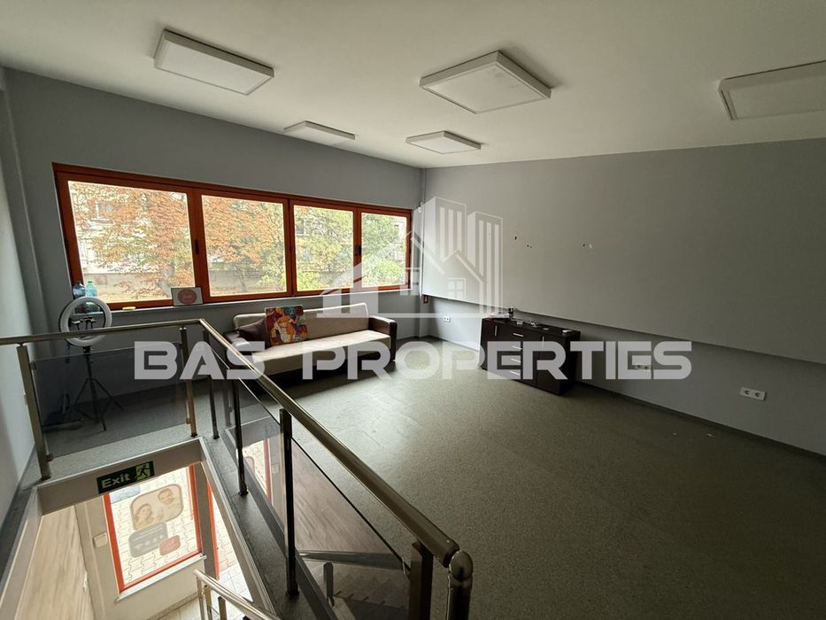 Дава се под наем Офис в София, Света Троица - 40 кв.м за 734.4 € - Снимка #2