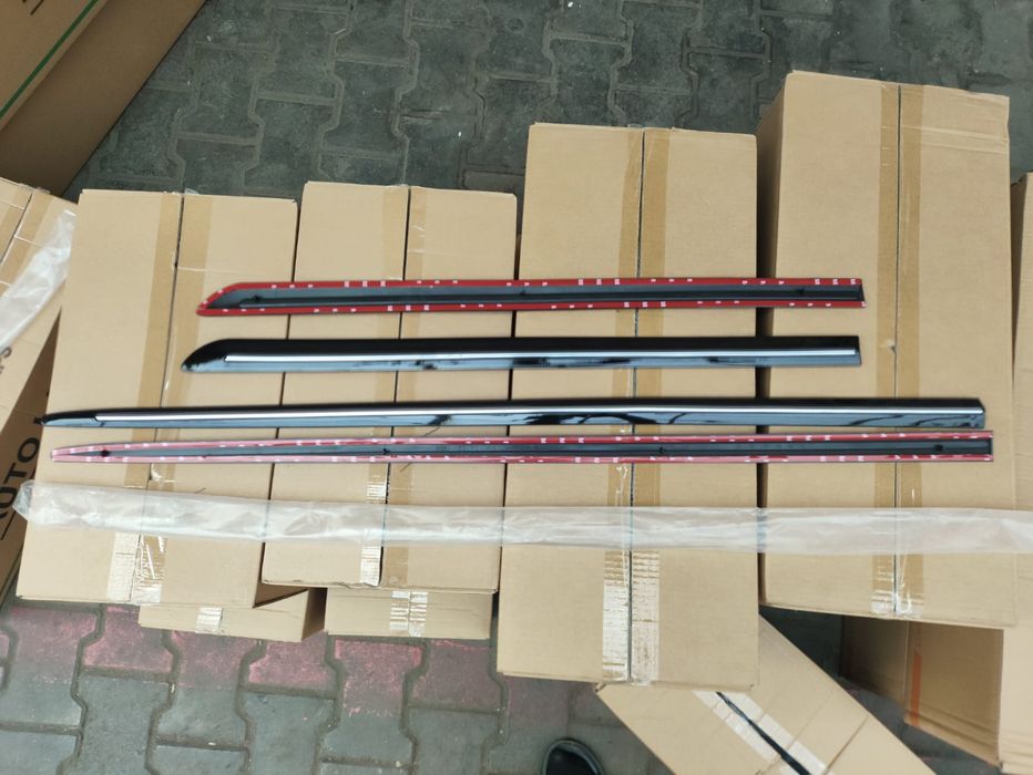 Молдинги Камри 30/35