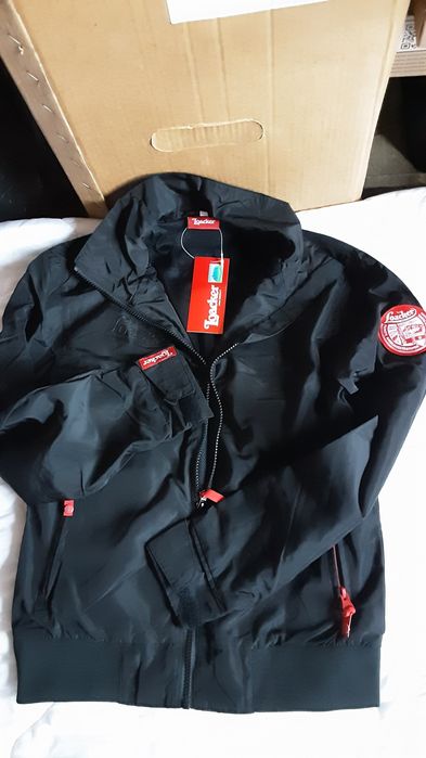 Geacă subțire neagră mărimea S Nou cu etichetă