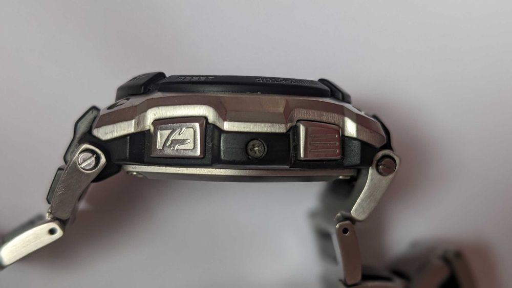 Ceas G-Shock MT-G 1100-1AJF Solar Multiband6 model rar complet analog