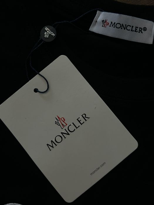 Тениски Moncler НОВИ