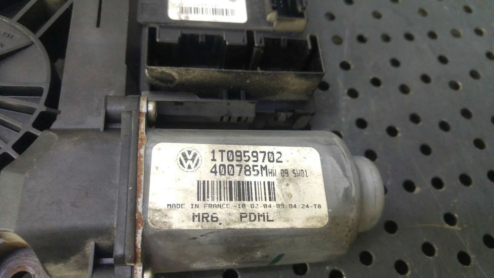 Motoras macara dreapta fata vw touran 1t 1t0959702