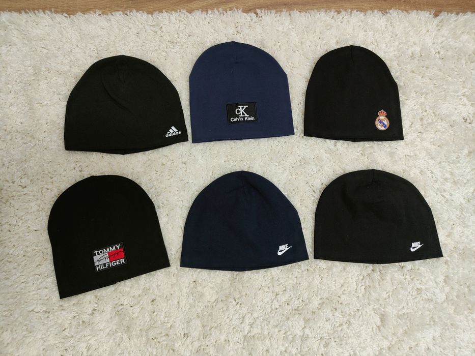 La alegere , Sapca Jordan , Fes Adidas , preț pe bucata