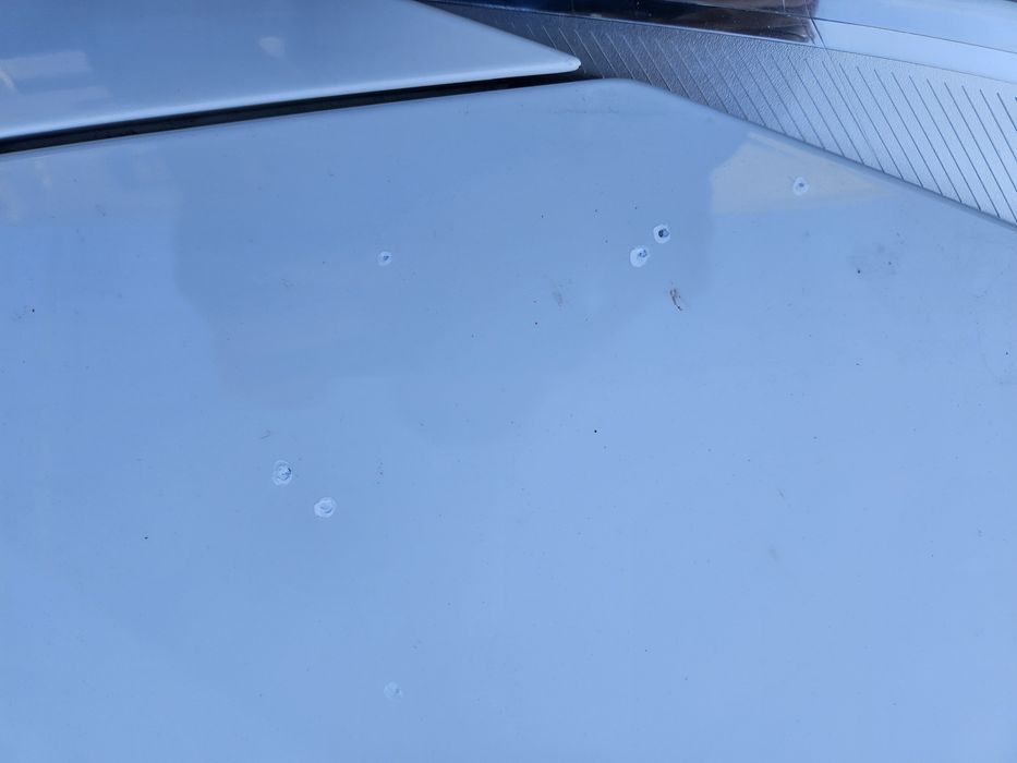 Vând capota bmw seria 4