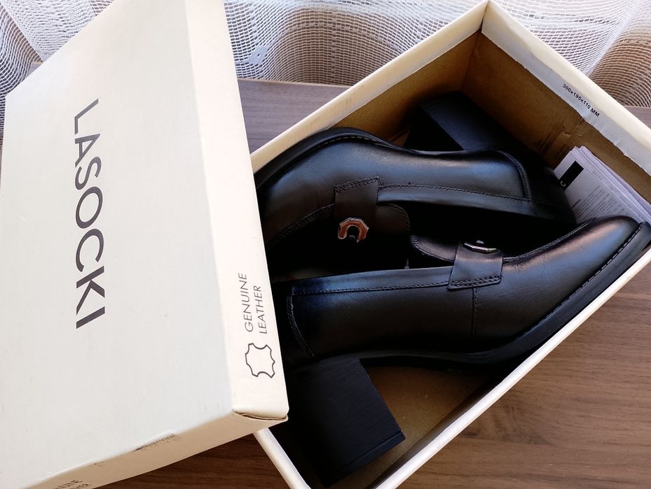 Половинки обувки Lasocki