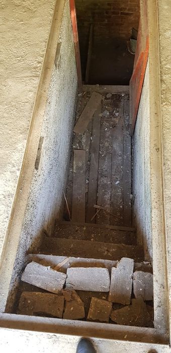 Гараж из кирпича