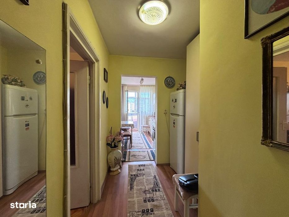 Apartament cu 2 camere decomandat | 2 Balcoane | Zona Hotel Royal