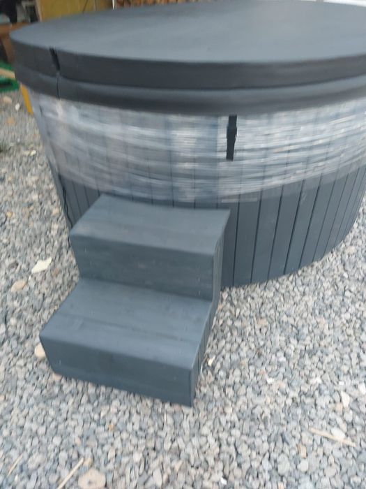 Ciubar jacuzzi 2m,6 pers