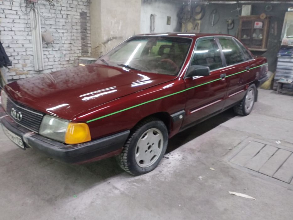 Продам ауди 100 с3