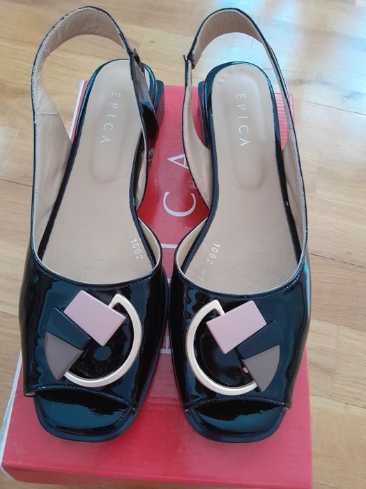 Sandale piele naturala lacuita Epica