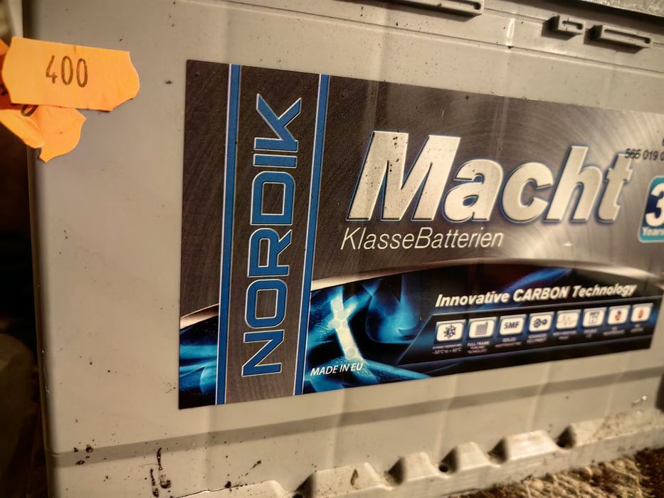 acumulator macht 65Ah