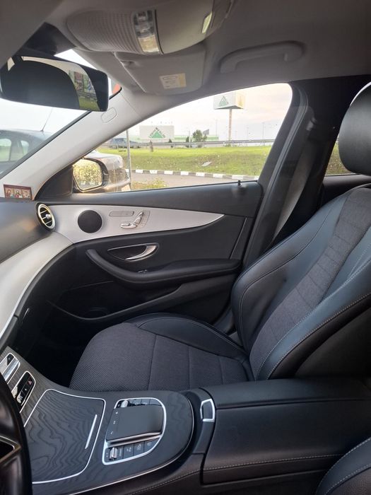 Mercedes E200 4matic 2021