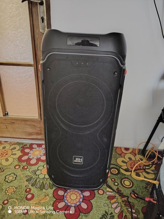 Vând boxă JRH  800W