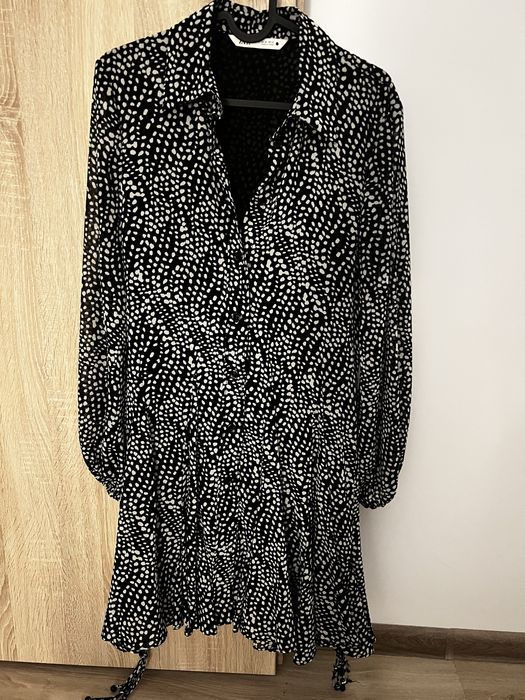 Rochita eleganta cu buline Zara