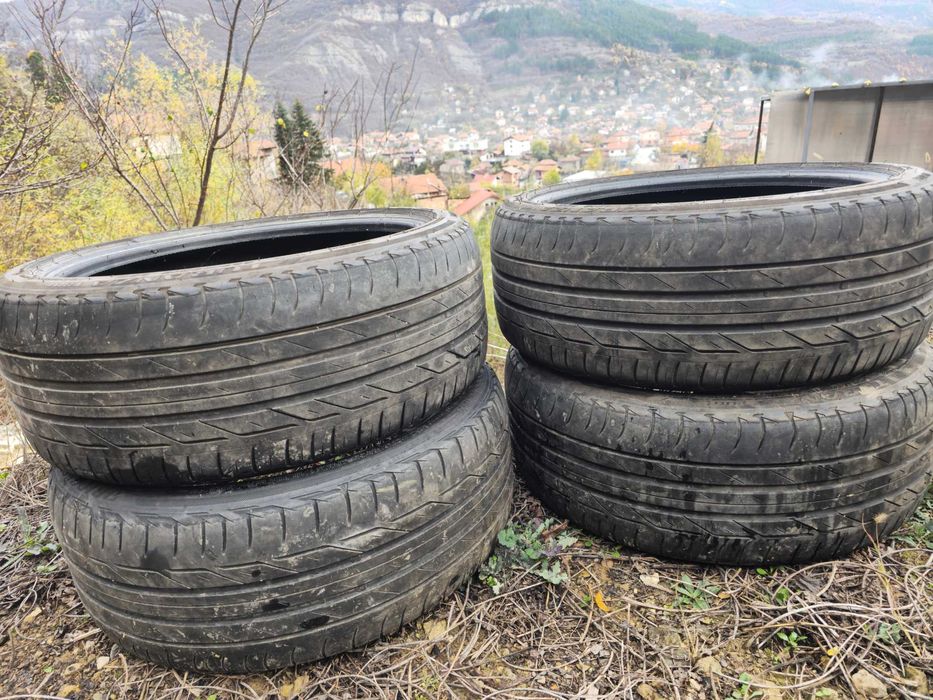 Продавам 4броя гуми