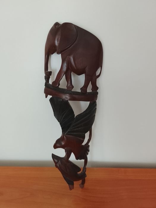 Декорация за стена от дърво