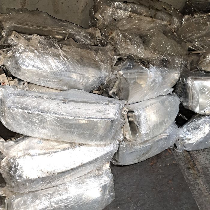 Ипсум фары 2 покаление