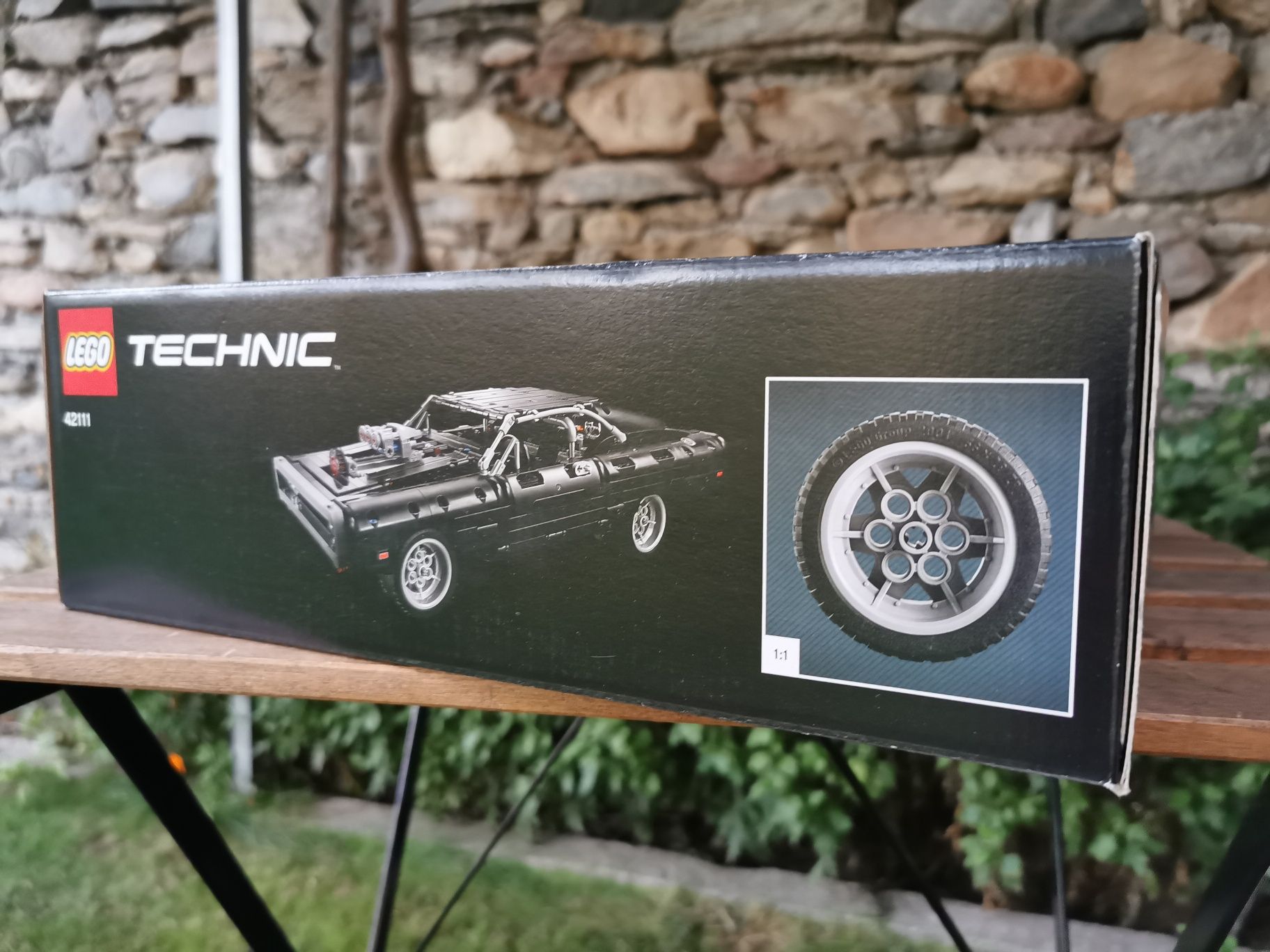 Lego Technic 42111 Dom's Dodge Charger Лего Додж Бързи и яростни гр ...