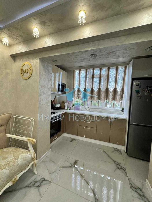 Продава се Двустаен апартамент в Шумен, Пазара - 48 кв.м за 1859 €/кв.м - Снимка #1