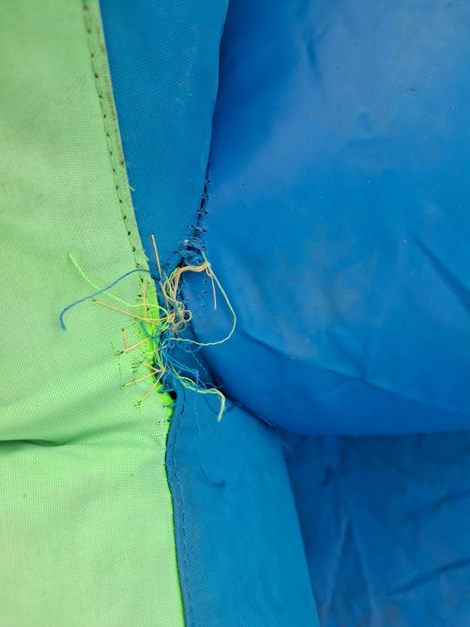 Надуваема водна пързалка с центробежен вентилатор