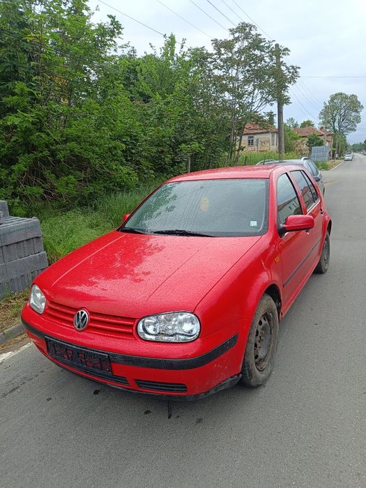 НА ЧАСТИ! Golf 4