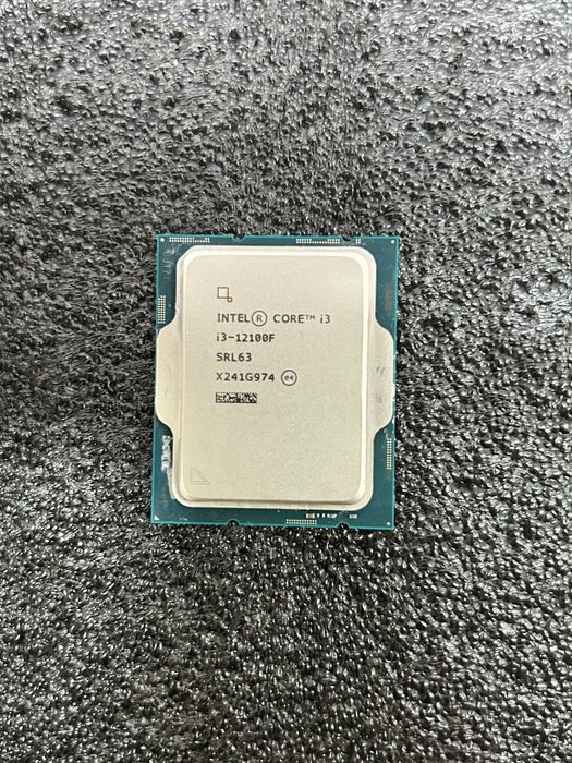 Процессор Intel Core i3 12100f