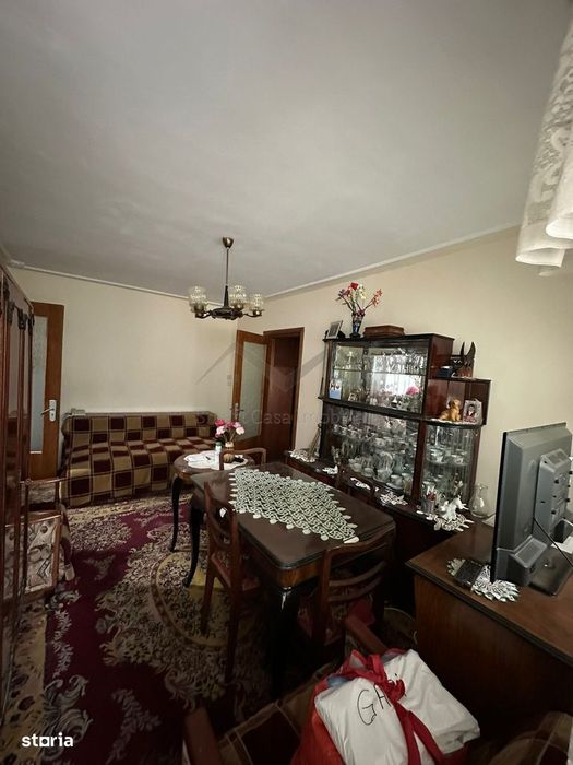 Apartament 2 camere semidecomandat tatarasi etajul 1