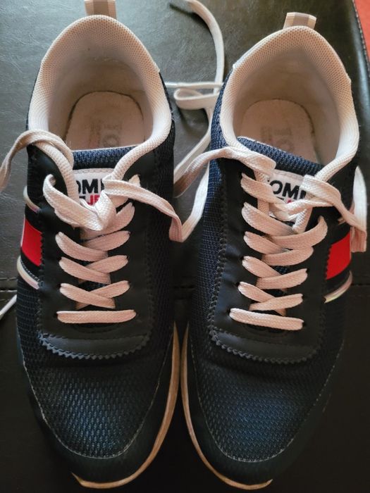 Vand sneakersi dama Tommy Hilfiger, marimea 36