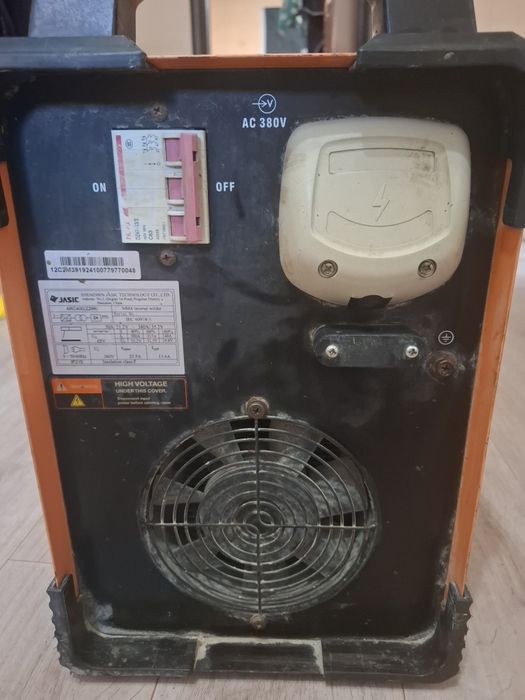 Сварочный аппарат Jasic arc400