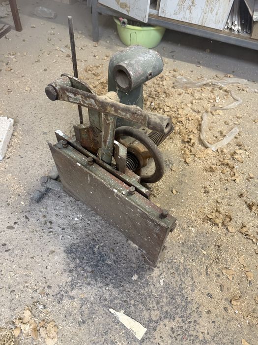 Прикачен бор апарат