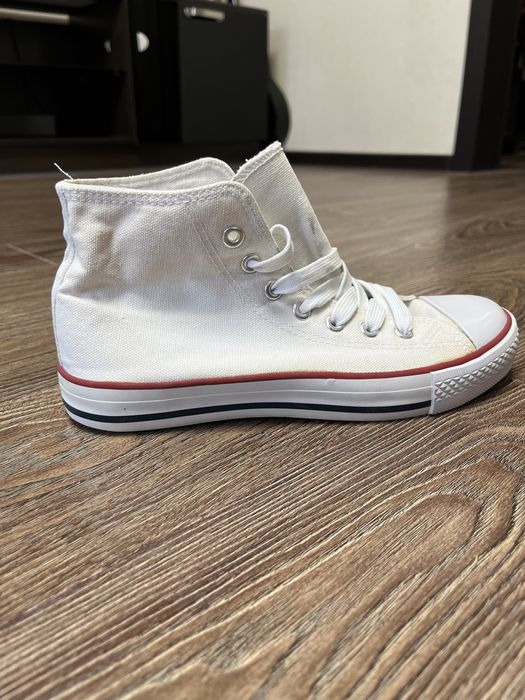 Продам кеды немецкие