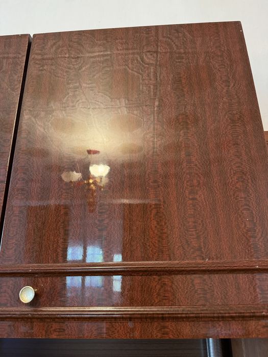 Продам большой шкаф