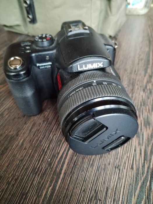 Фотоапарат Panasonic Lumix DMC-FZ30